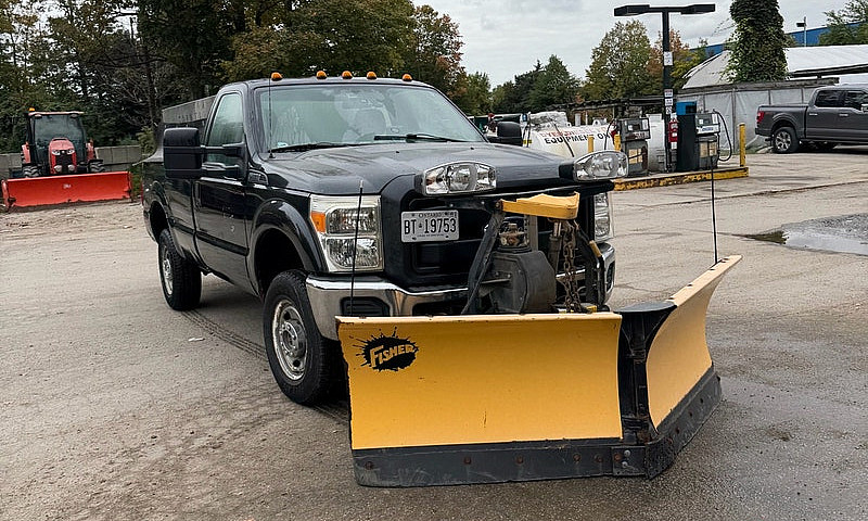 2013 Ford F250 Plow ...