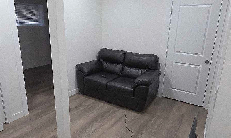 2 Bedroom Basement F...