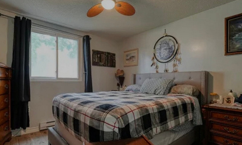 2 Bed 1 Bath Woodsto...