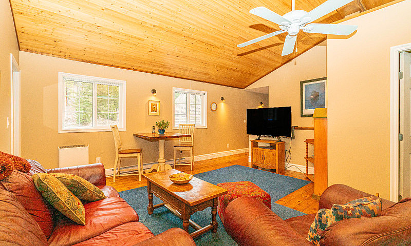 114 Skye Blue Loop, ...