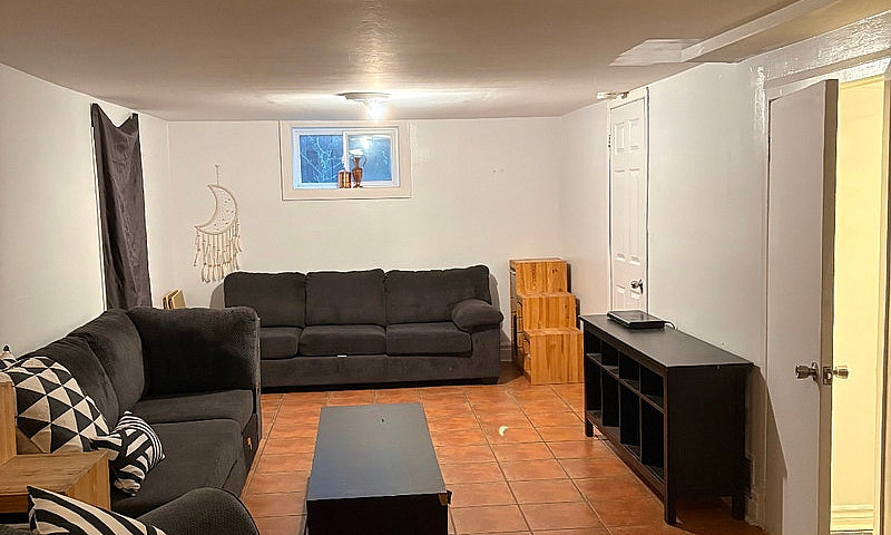 5 Bedroom House For ...
