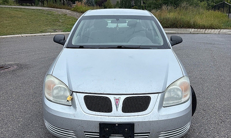2005 Pontiac Pursuit...