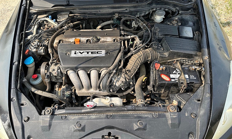 2005 Honda Accord...