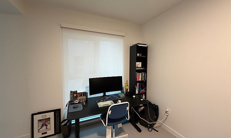 Sublet Apartment - T...