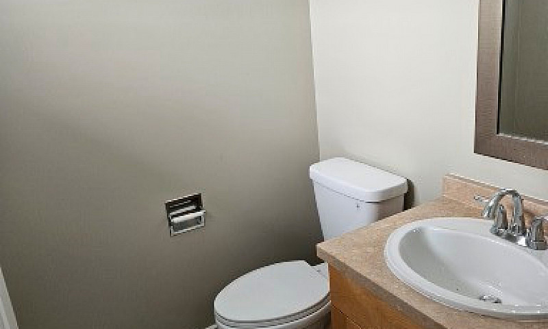 3 Bed 1.5 Bath Apart...