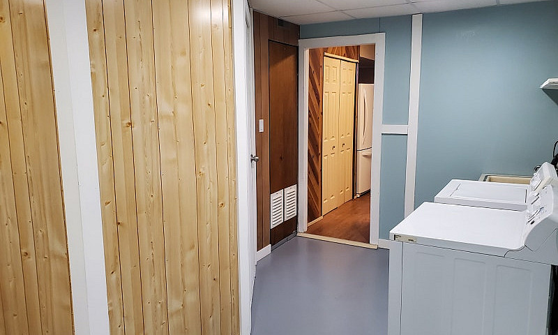 2 Bedroom, 1 Bathroo...