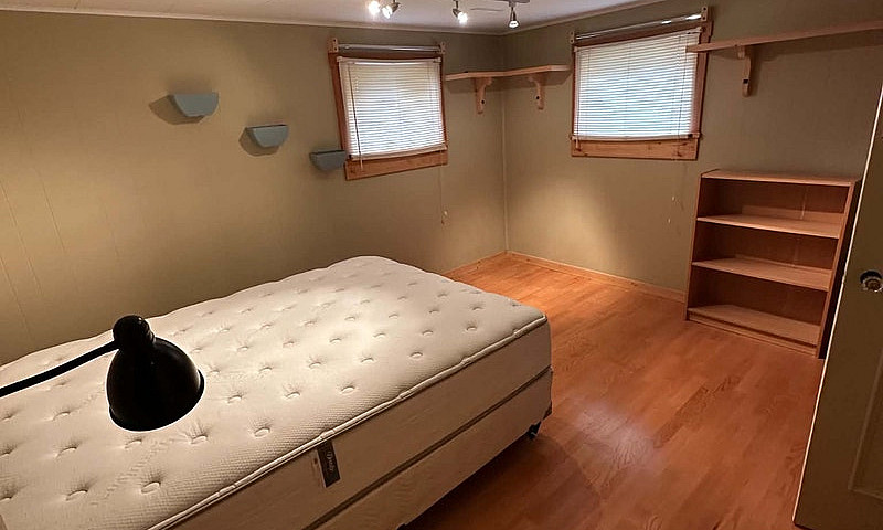 House For Rent In Ex...