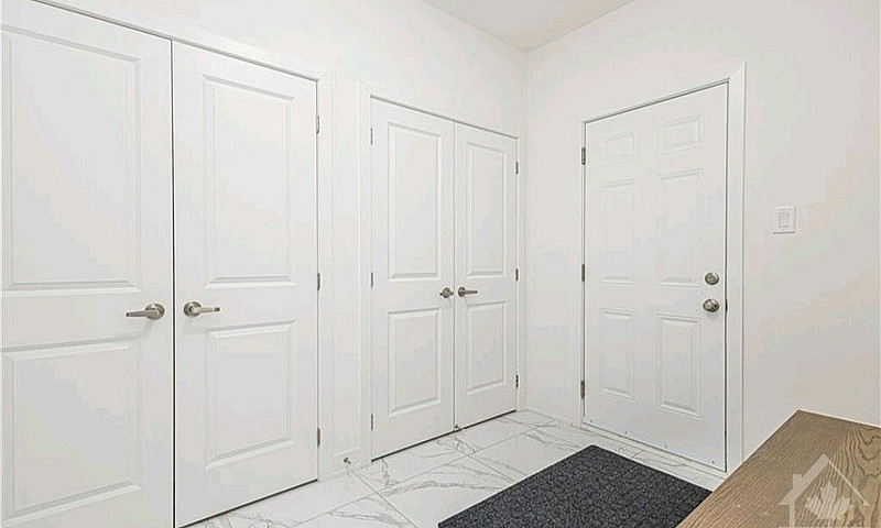 4 Beds, 4 Baths Hous...
