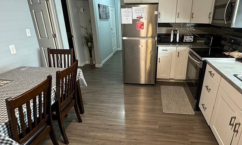 Fully Furnished Priv...