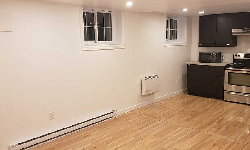 Large 2 Bed 1 Bath H...