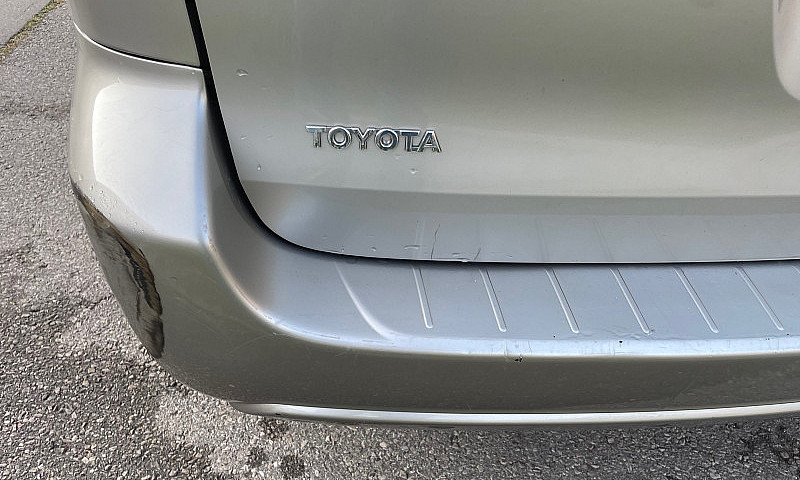 Toyota  Van...
