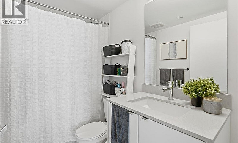 3 Bed 2 Bath Condo C...