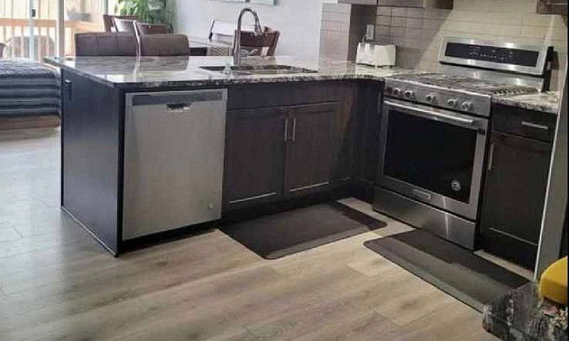 4 Bedroom 3.5 Bathro...