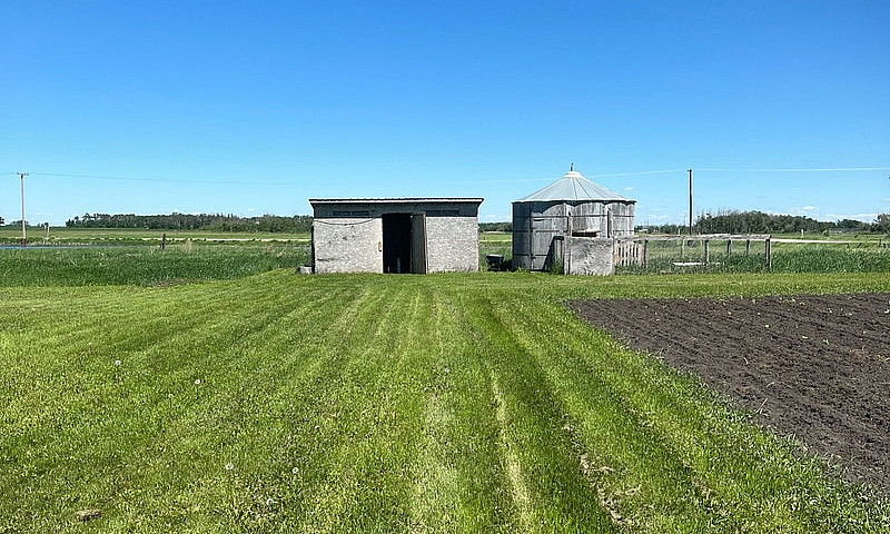 Hague Acreage For Sa...