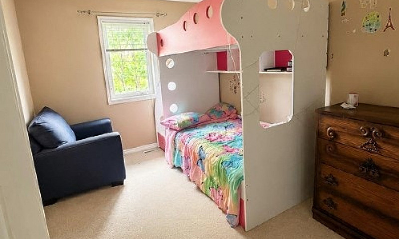 Townhouse For Rent E...
