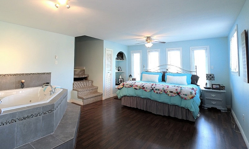 16 Harnums Place, Wh...