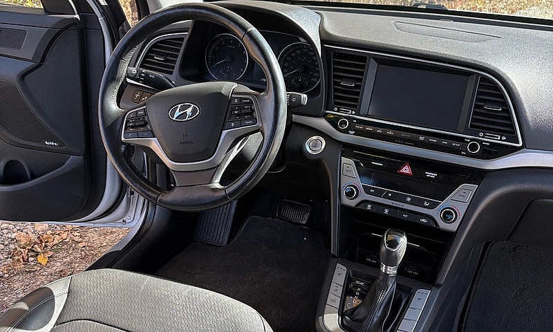 2017 Hyundai Elantra...