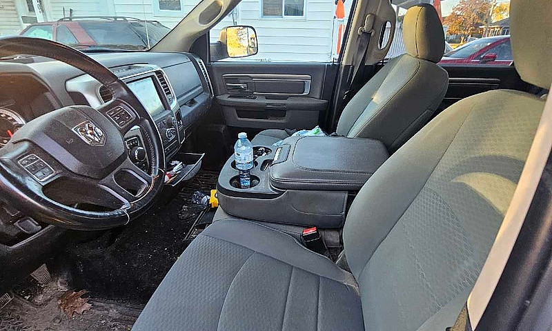 2018 Ram 1500 Outdoo...