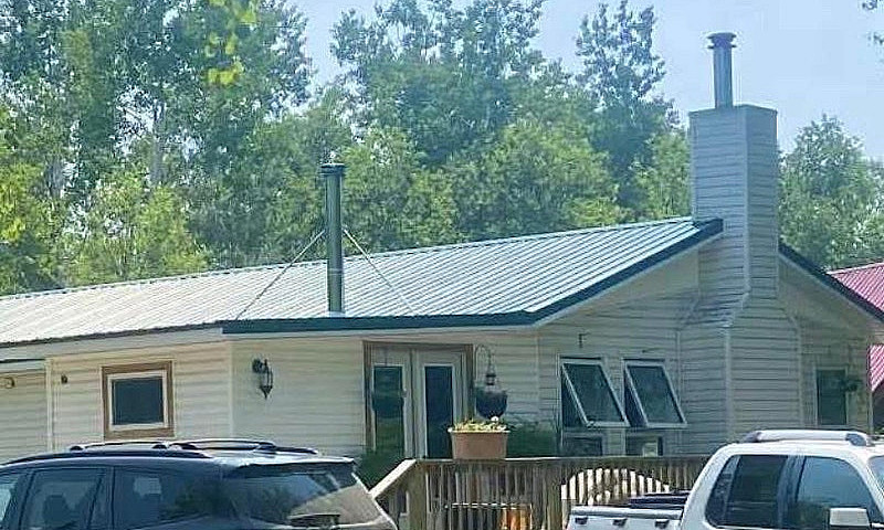 4 Season Cottage: Bu...