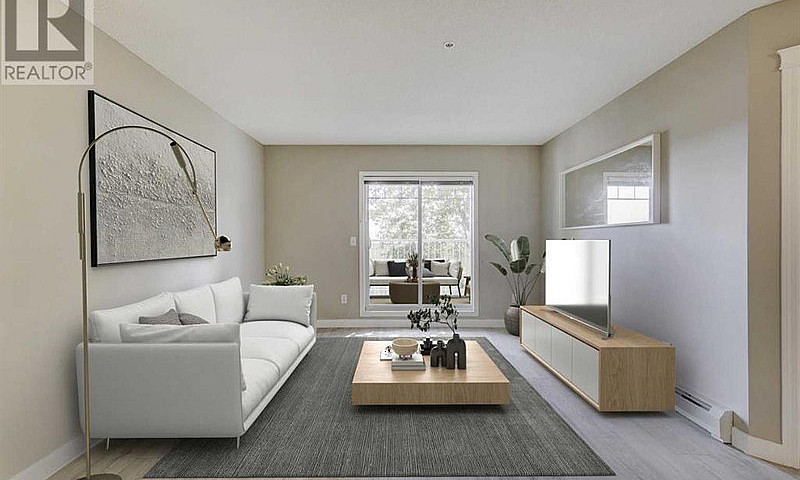 Beautiful 2 Bed +Den...