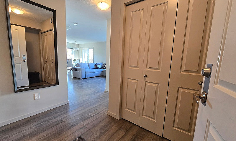 2 Bed / 2 Bath Condo...