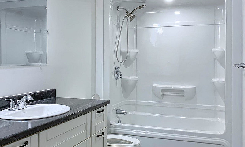 New 3Bed Rooms Duple...