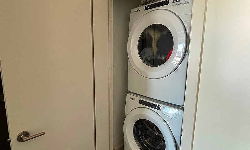 High End Apartment -...