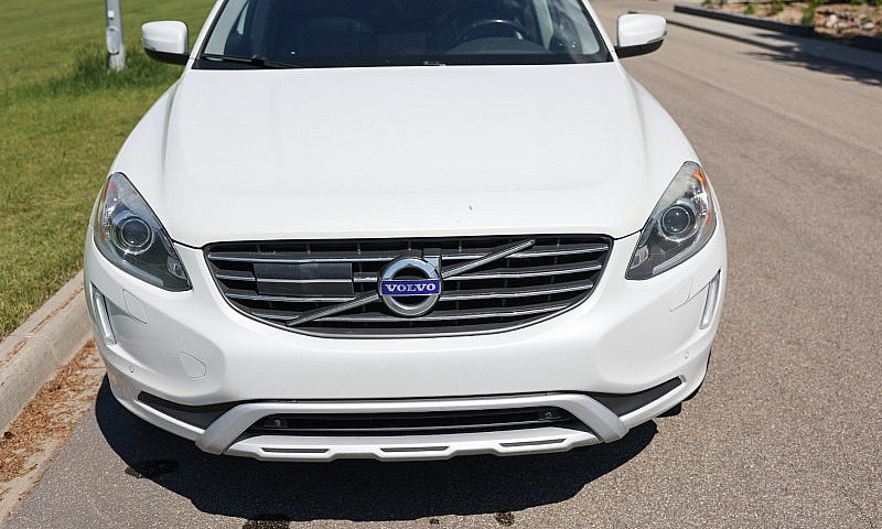 2016 Xc60 T5 Premier...
