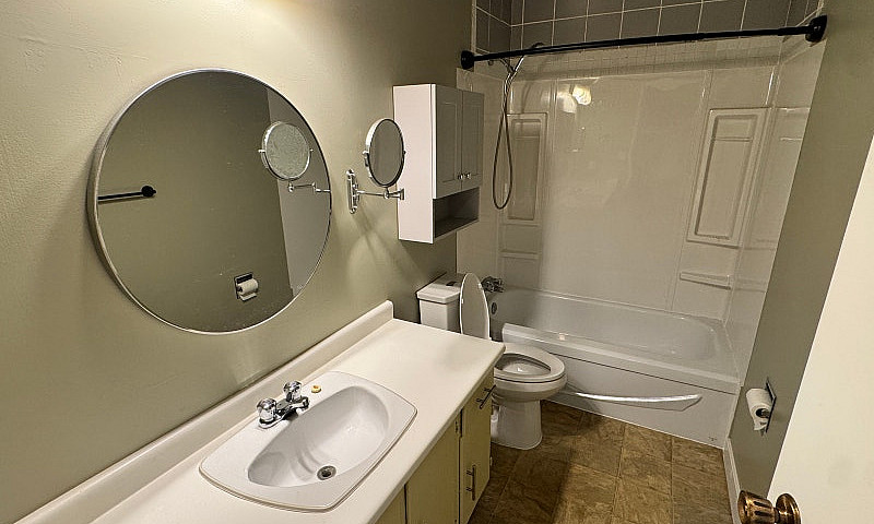 3 Bedroom Duplex...