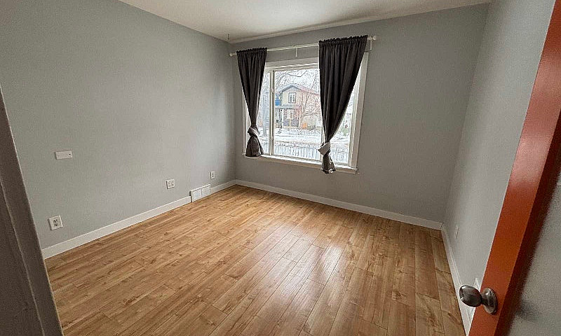 Upstairs House Unit ...