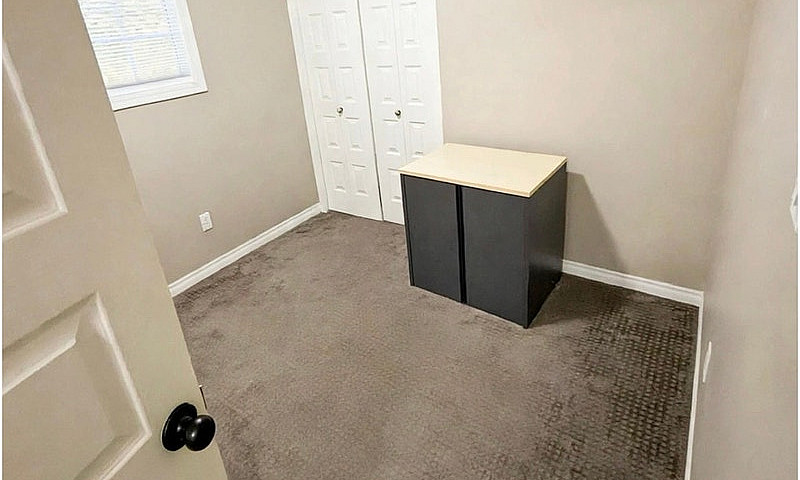 5 Bedrooms Available...