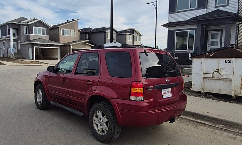 2007 Ford Escape Lim...