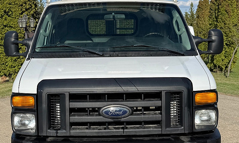 2012 Ford E350 Cargo...