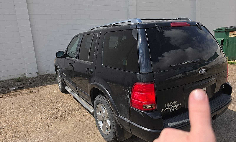 2004 Ford Explorer ...