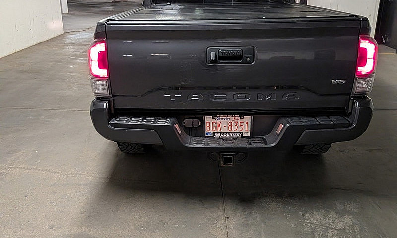 2022 Toyota Tacoma T...
