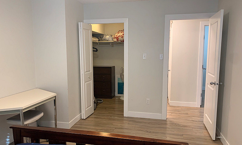 Fully Furnished 2 Be...