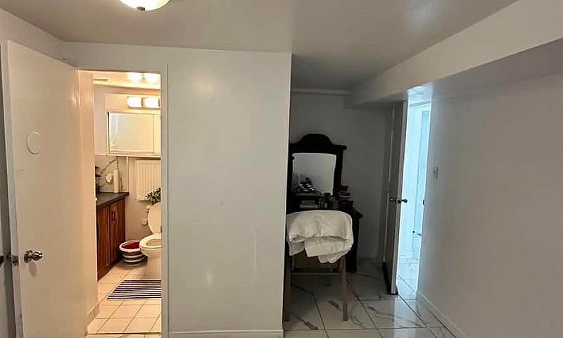 One Bedroom Apartmen...