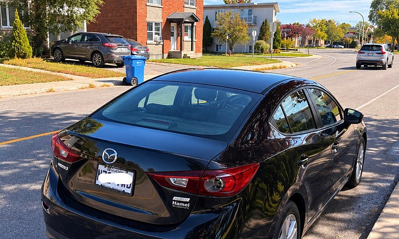 Mazda 3 À Vendre ...