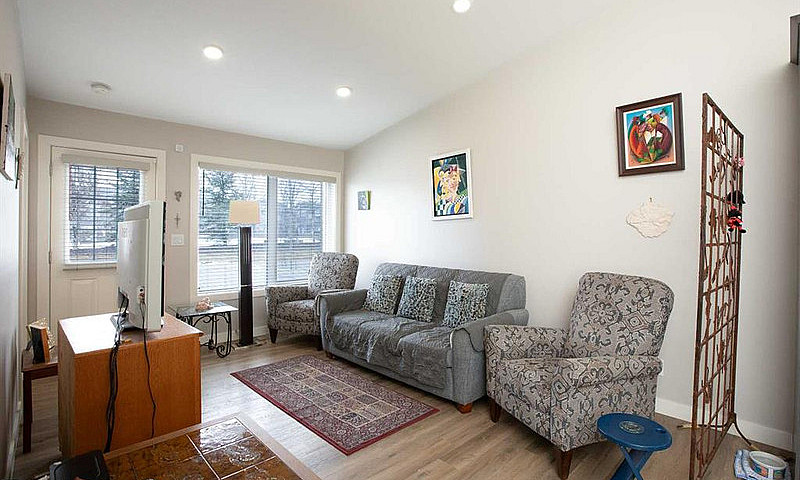 45 Golden Crescent, ...
