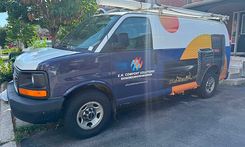 Gmc Savana Cargo Van...