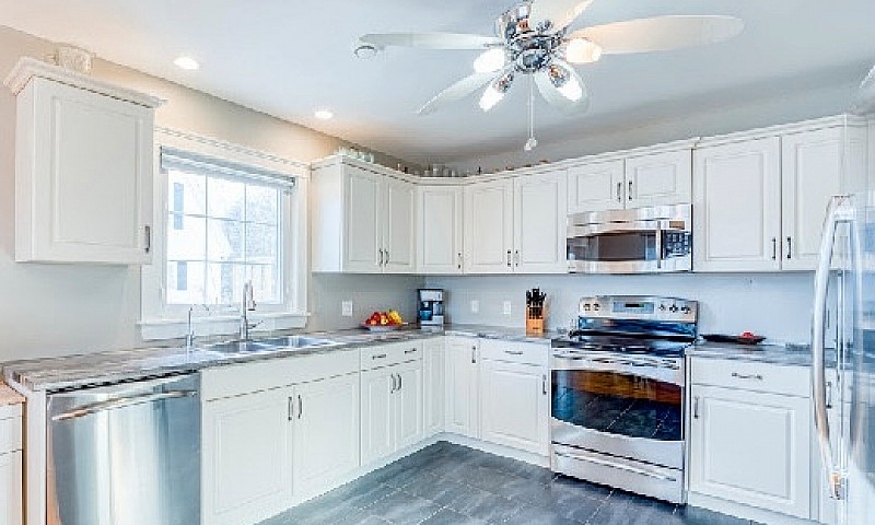 27A Linden Ave Charl...