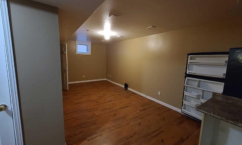 Room For Rent...