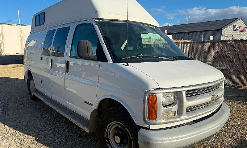 1999 Chevrolet Expre...