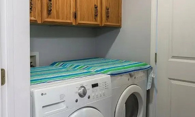 3 Beds, 1 Bath Basem...