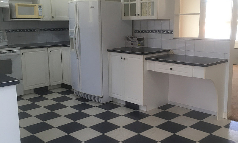 Main Floor Suite Wes...