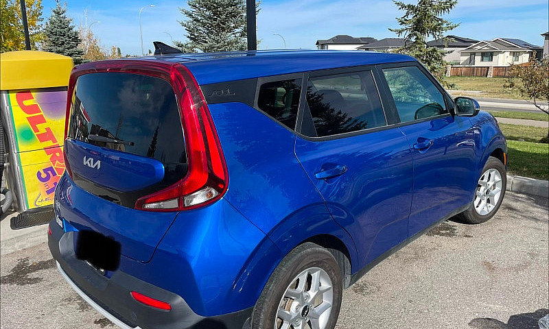 2022 Kia Soul Ex + W...