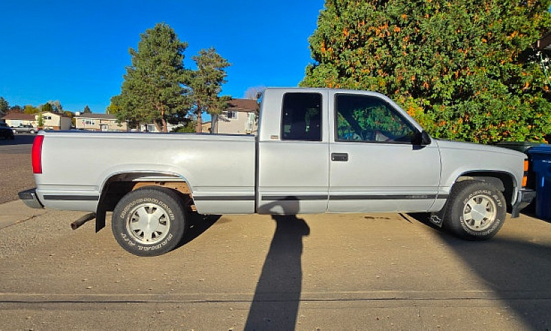1996 Chevrolet Truck...