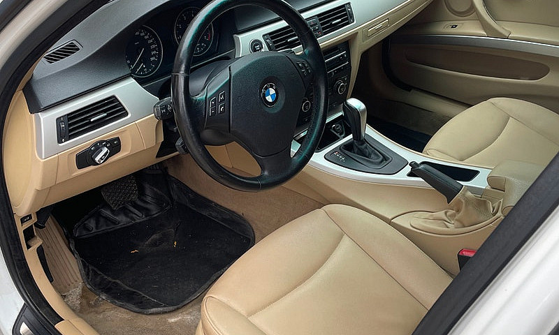Bmw 328I 2009  Sedan...