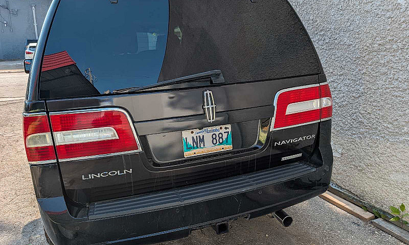 2013 Lincoln Navigat...