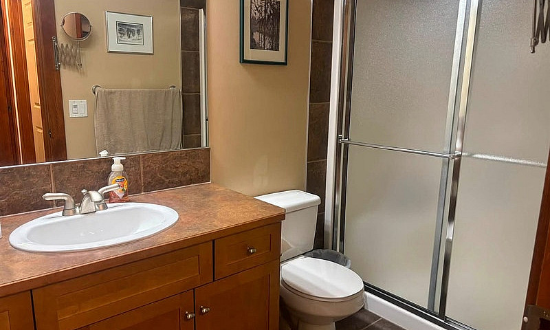 Elegant 2Bed 2Bath W...